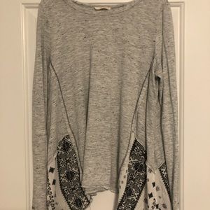 Gray long sleeve shirt with Aztec print